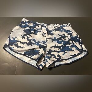 Athletic Works Women’s Xxl (20) Blue Camo Shorts W/Drawstrings & 4 Inch Inseam